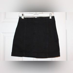 Wild fable black mini skirt size 6